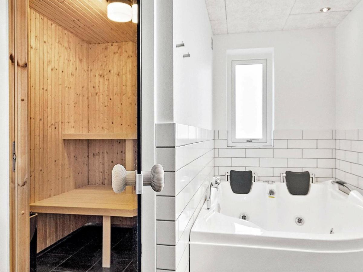 6 Person Holiday Home In R M Sønderby Rum bild